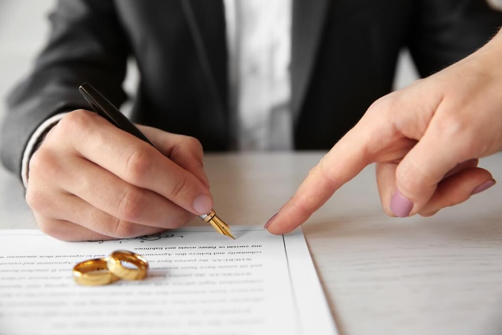 Client Signing The Legal Doc